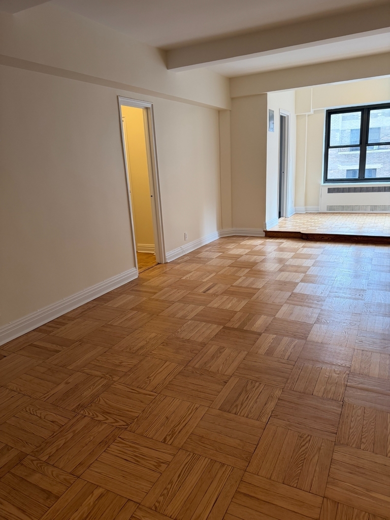 Midtown East  - Photo 3