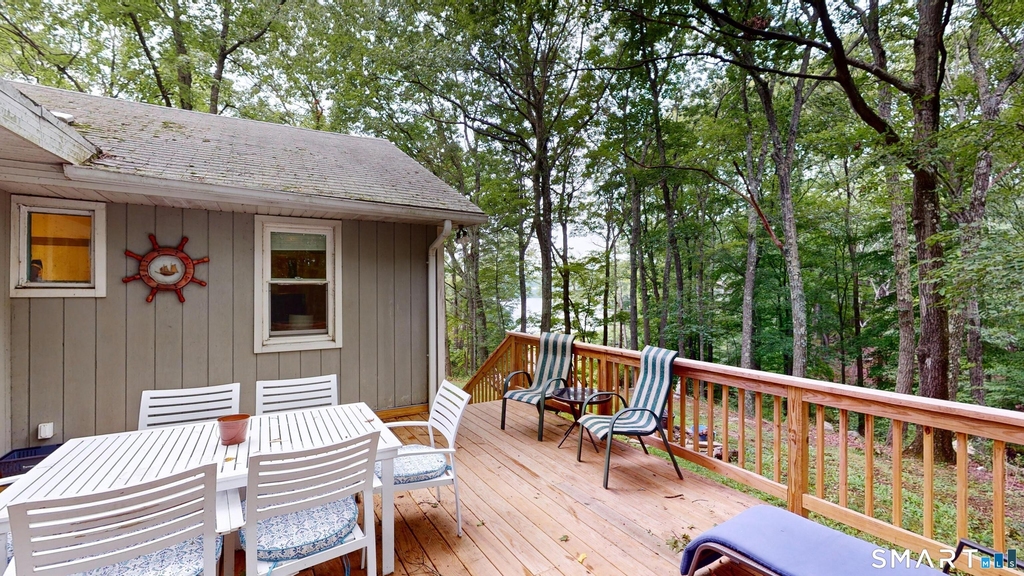 69 Carol Street - Photo 3