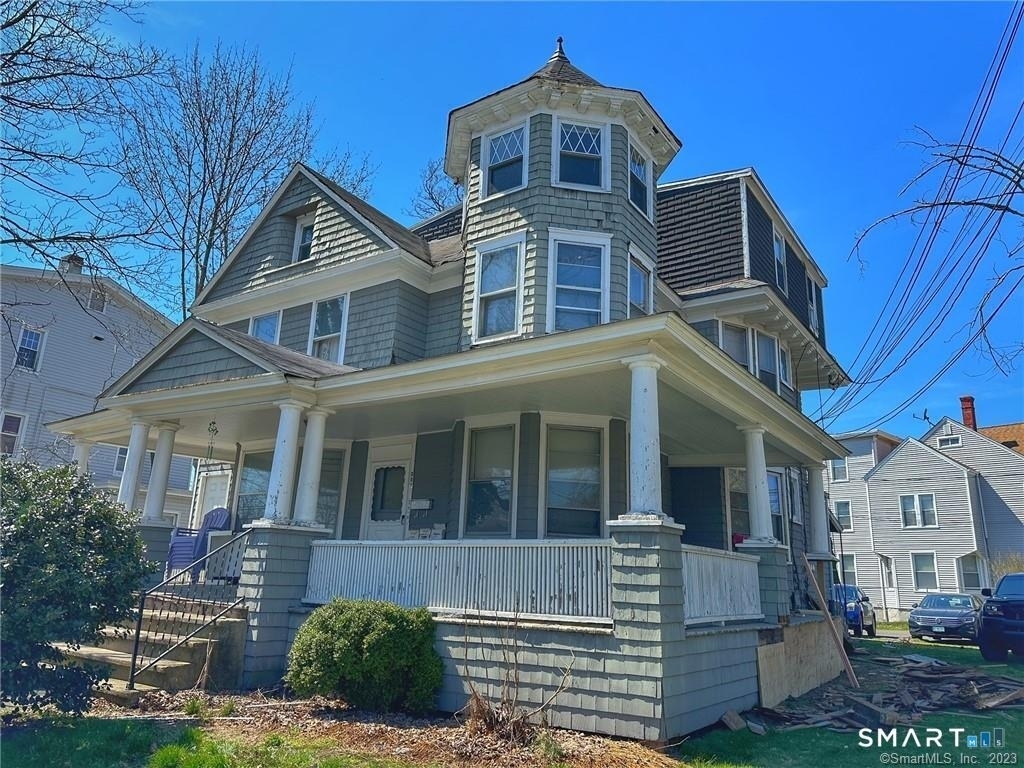 207 Flax Hill Road - Photo 0