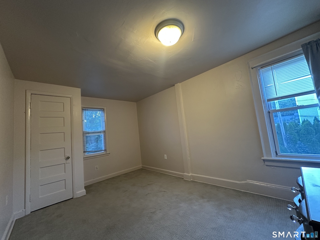 207 Flax Hill Road - Photo 5