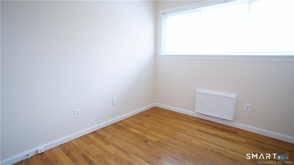 37 Ferris Avenue - Photo 5