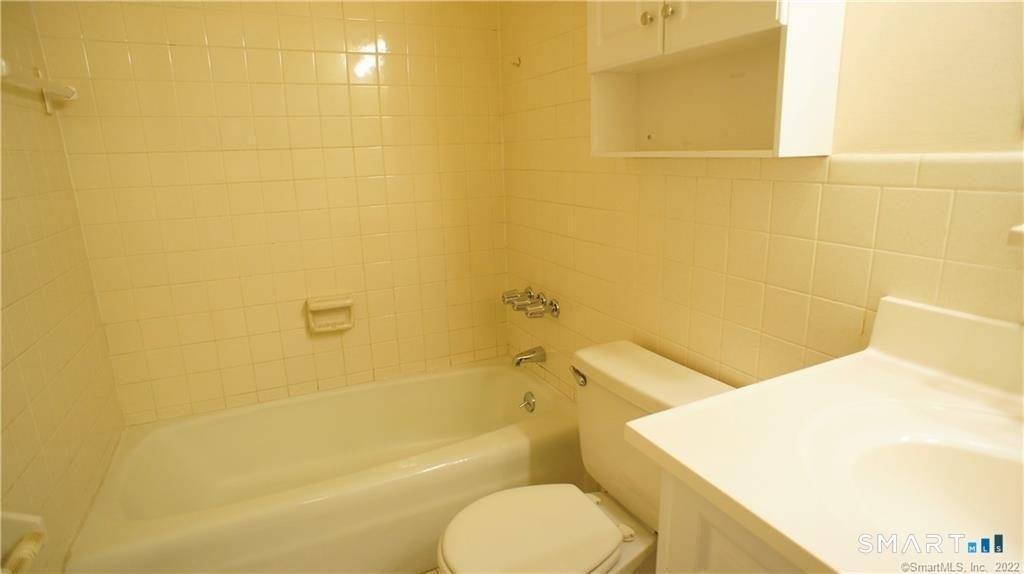 37 Ferris Avenue - Photo 6
