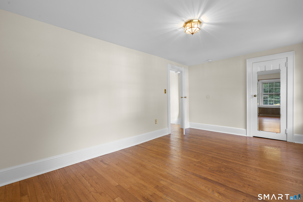 218 Grumman Avenue - Photo 24