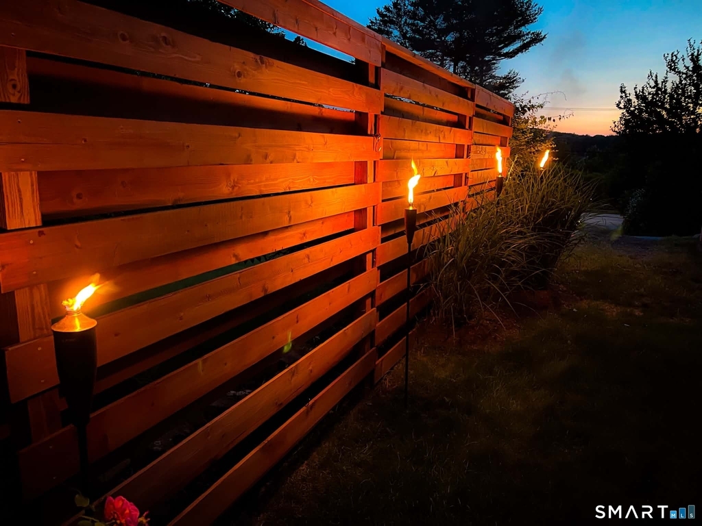 158 Whitehall Avenue - Photo 1