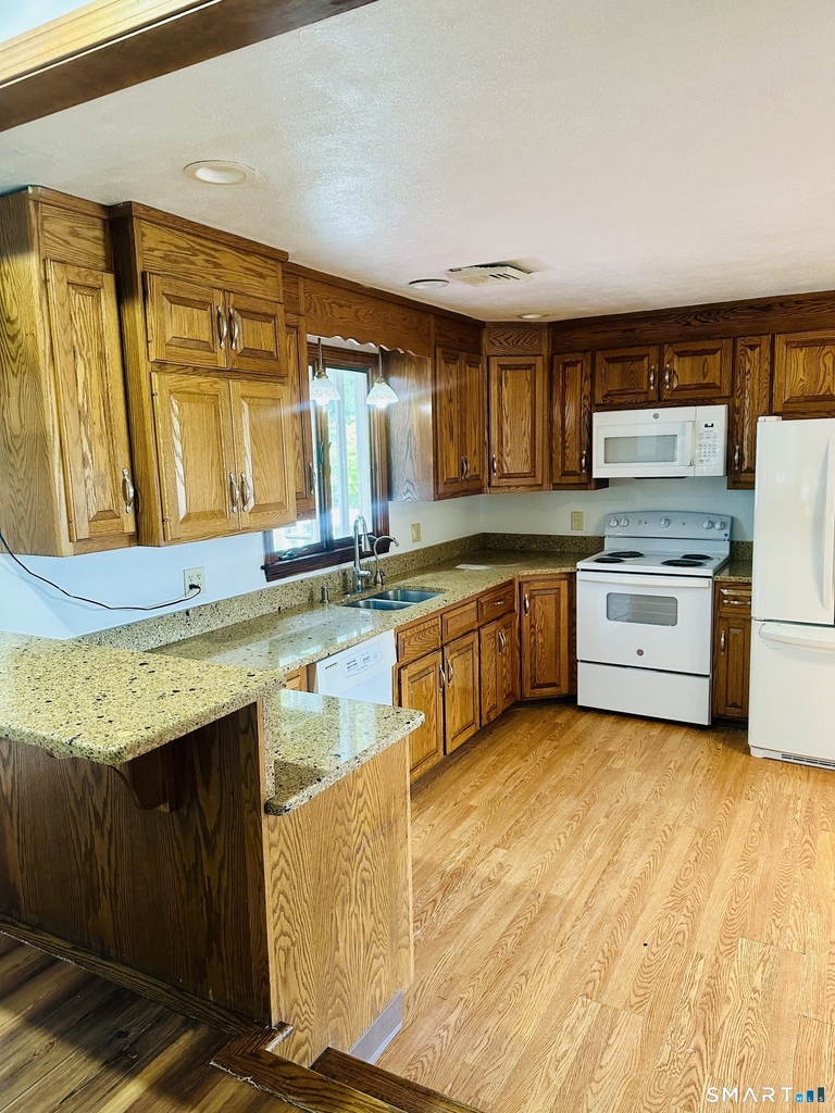 43 Glenview Avenue - Photo 5