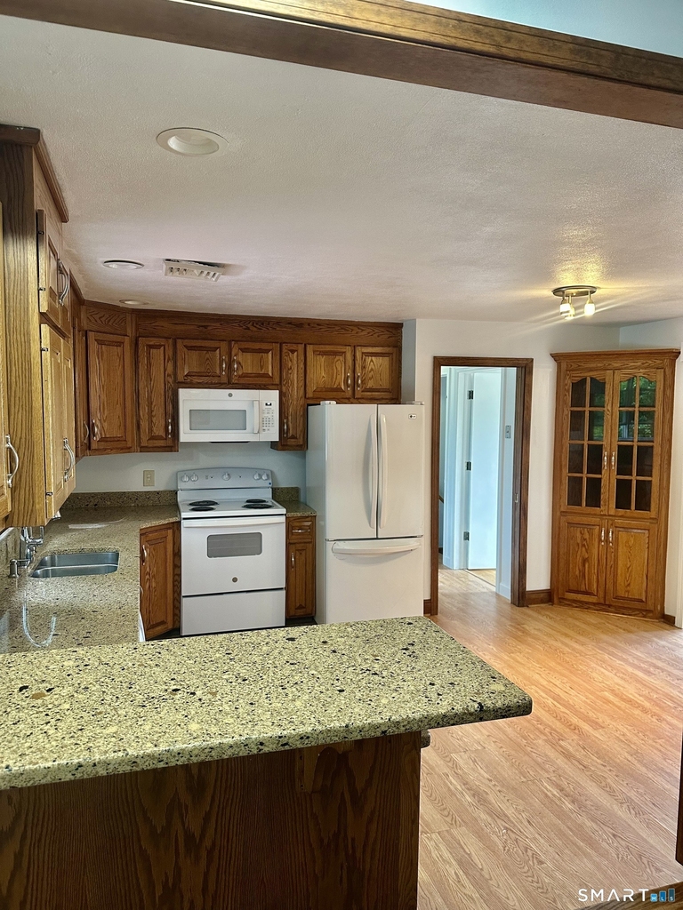 43 Glenview Avenue - Photo 6