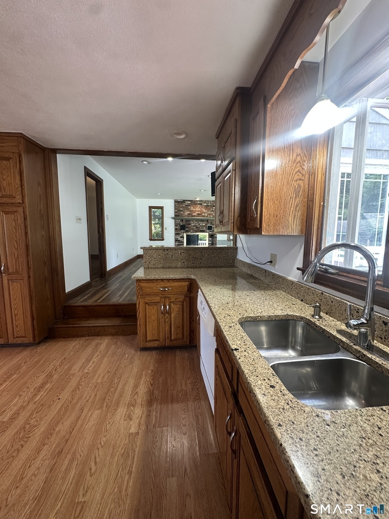 43 Glenview Avenue - Photo 7