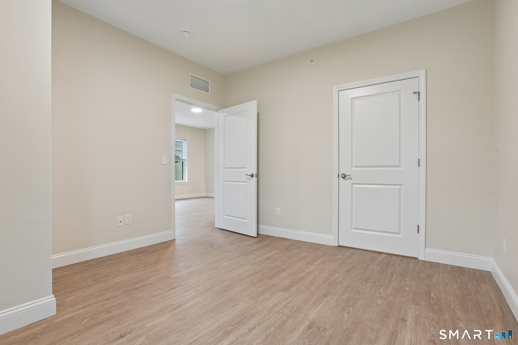 55 Steele Boulevard - Photo 7