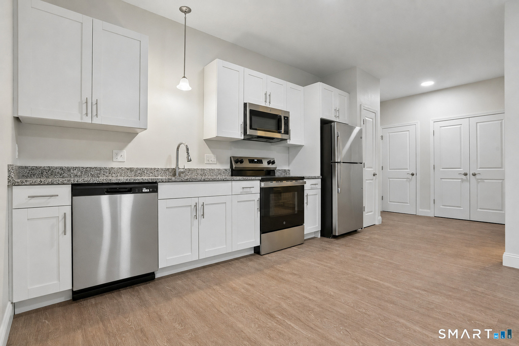 55 Steele Boulevard - Photo 1