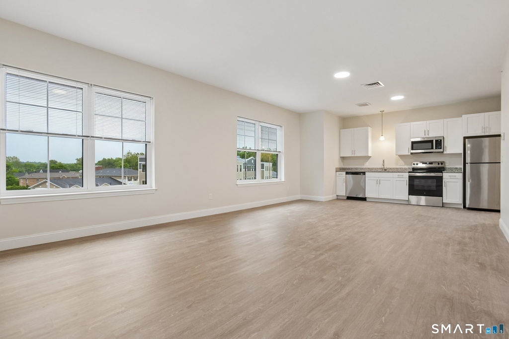 55 Steele Boulevard - Photo 5