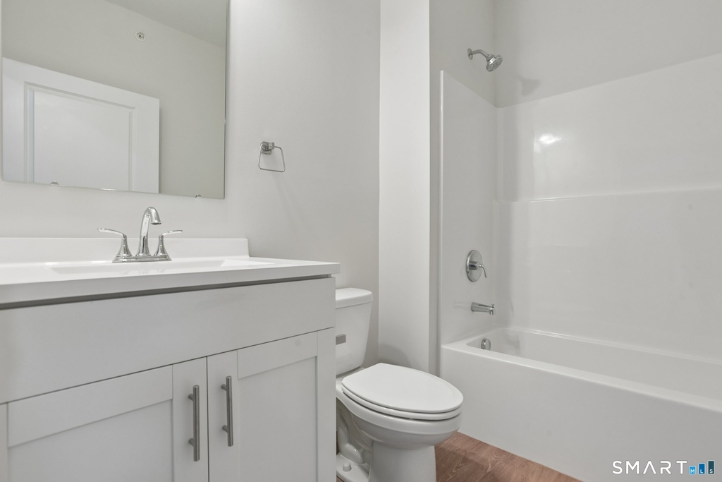 55 Steele Boulevard - Photo 9