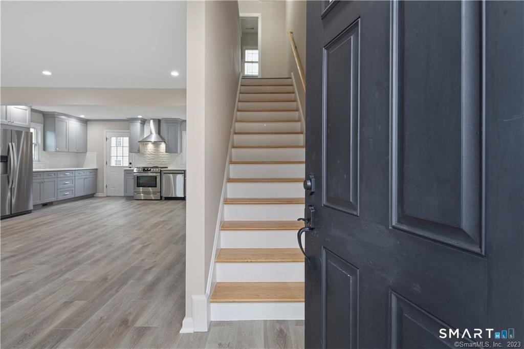 10 Grace Street - Photo 1