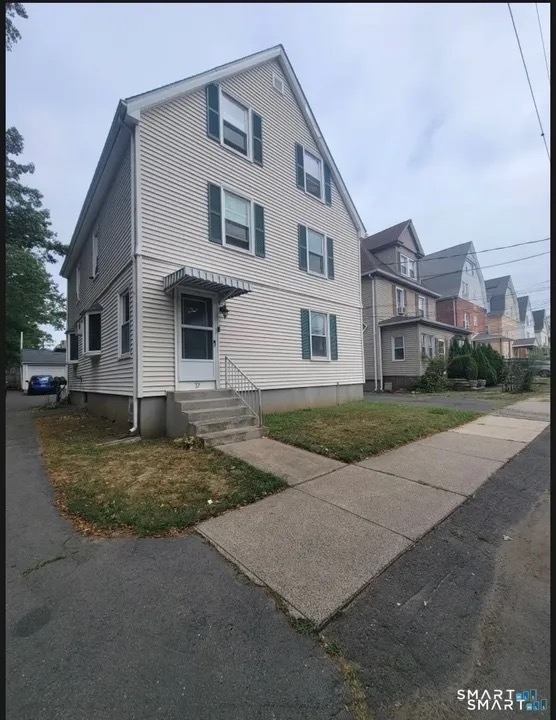 37 Wakefield Court - Photo 0