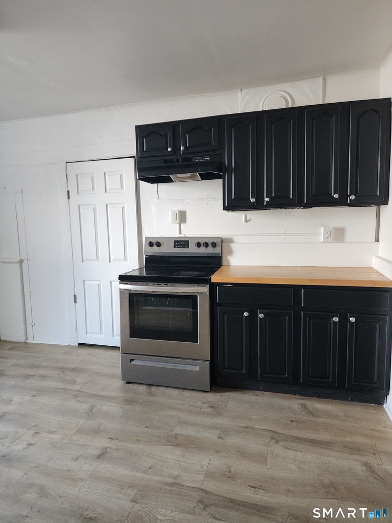 16 Third Street - Photo 2