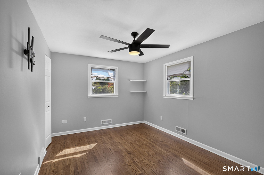 425 Judd Street - Photo 12