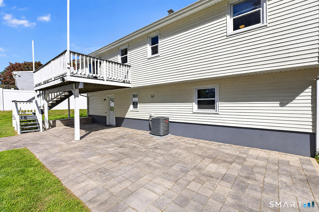 425 Judd Street - Photo 29