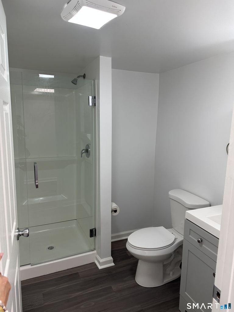 104 East Avenue - Photo 16