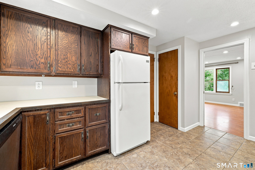 850 South Street - Photo 7