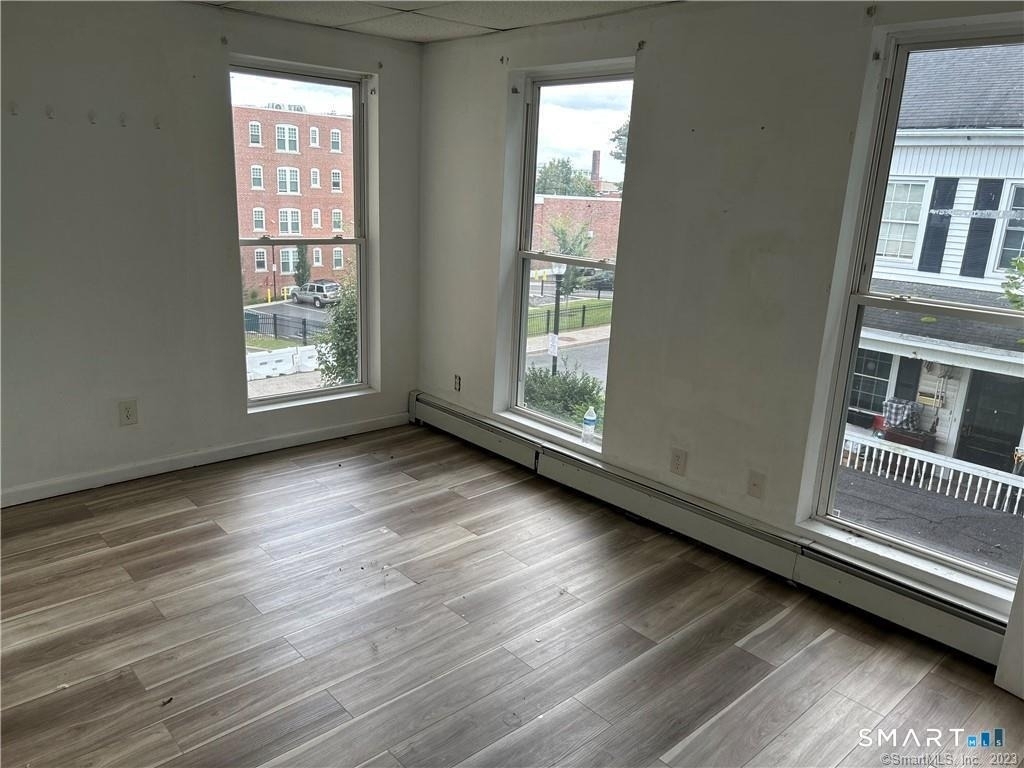 19 High Street - Photo 1