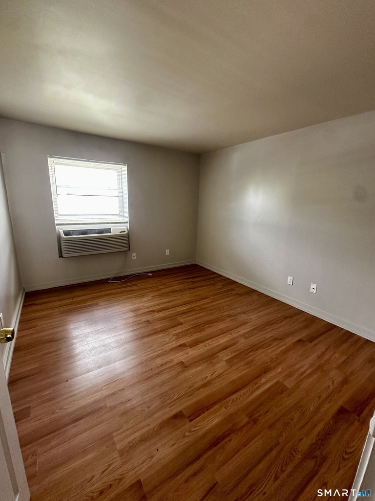 385 Putnam Avenue - Photo 4