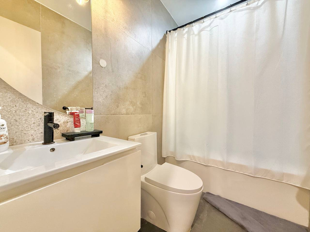 484 Gates Avenue - Photo 4