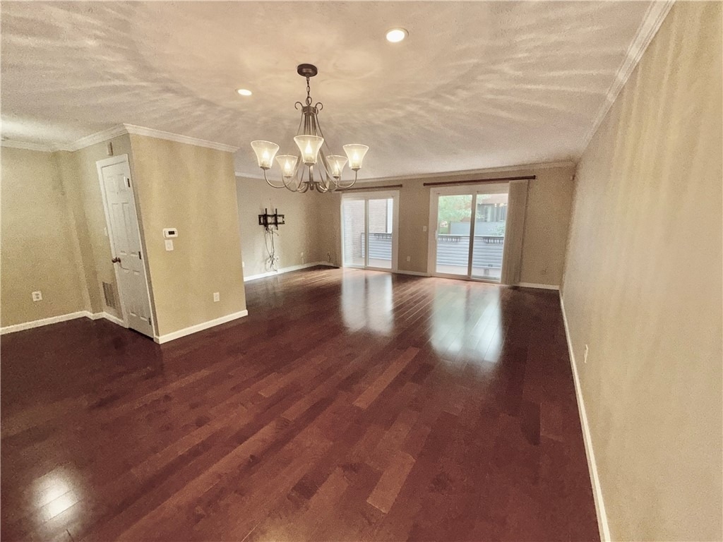 100 Denniston St - Photo 3