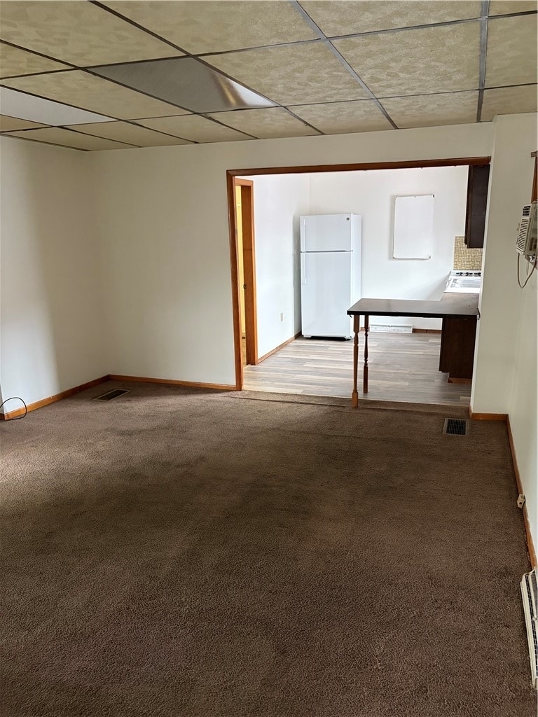 250 Virginia Ave - Photo 2