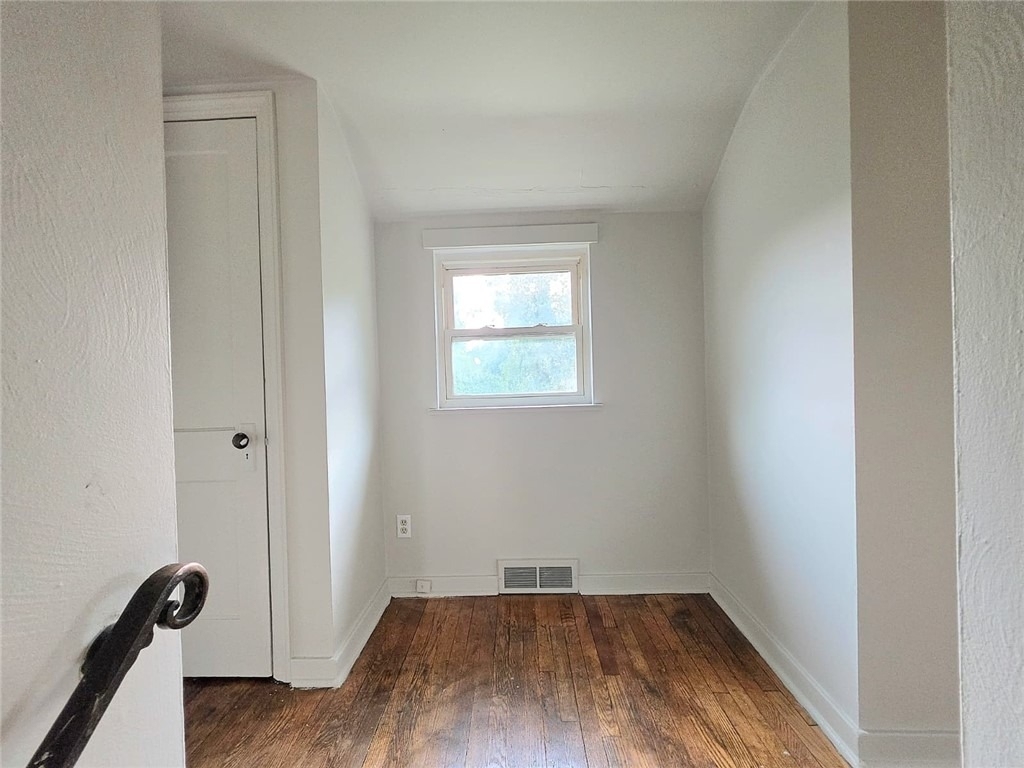 139 Howard Street - Photo 10