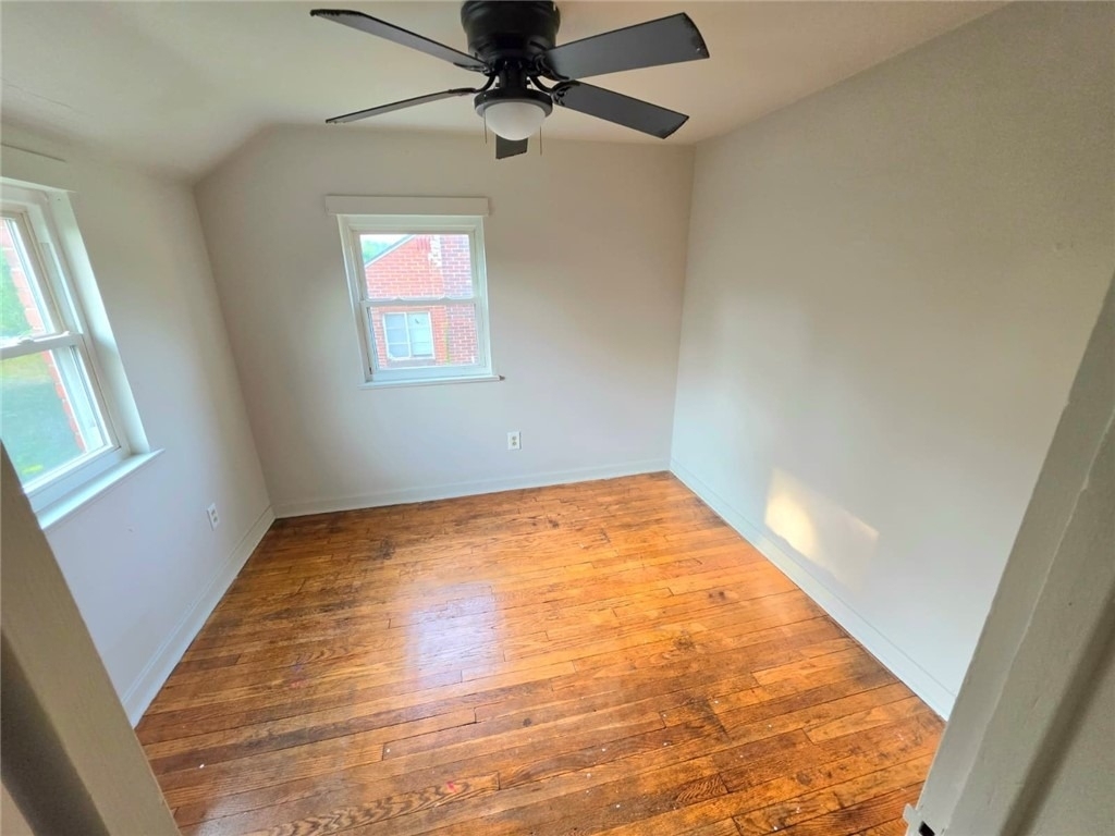 139 Howard Street - Photo 12