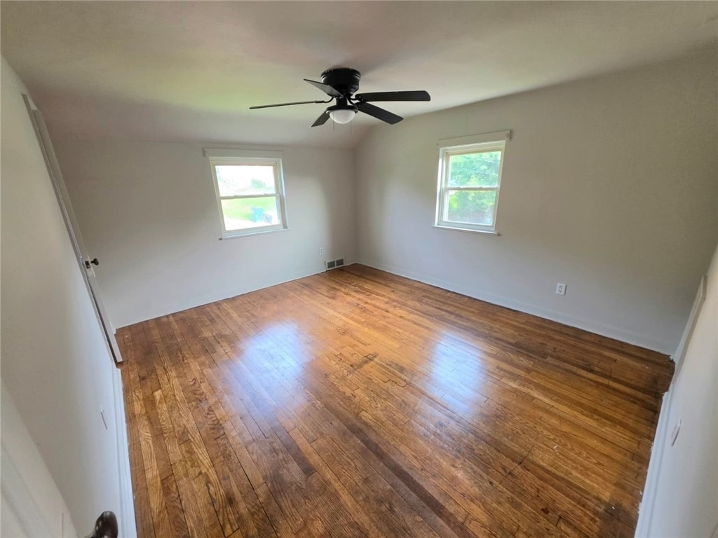 139 Howard Street - Photo 11