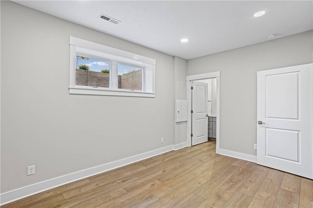 1607 Grandview Avenue - Photo 2