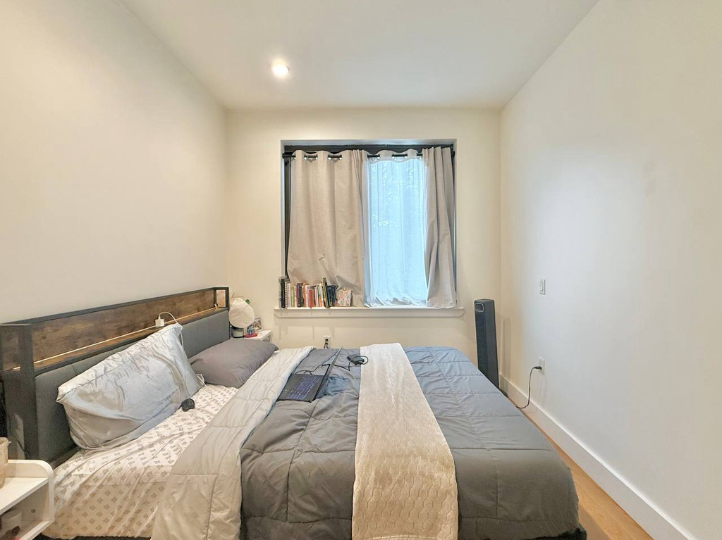 818 Lexington Avenue - Photo 3