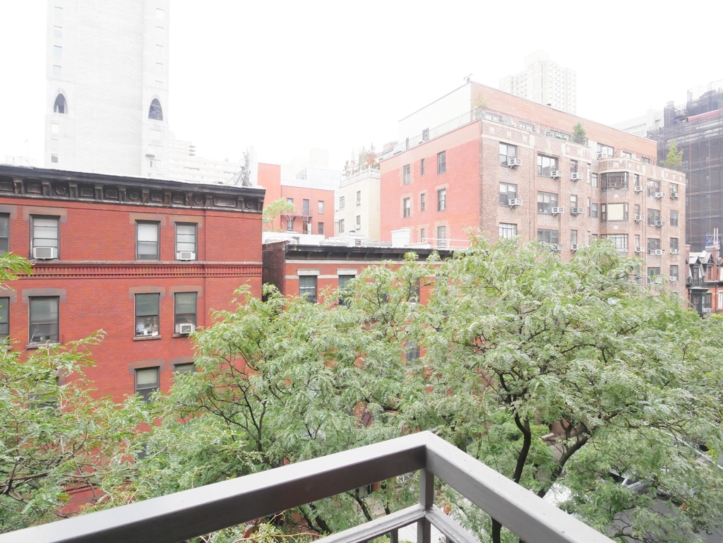 171 East 89th Street - Photo 17
