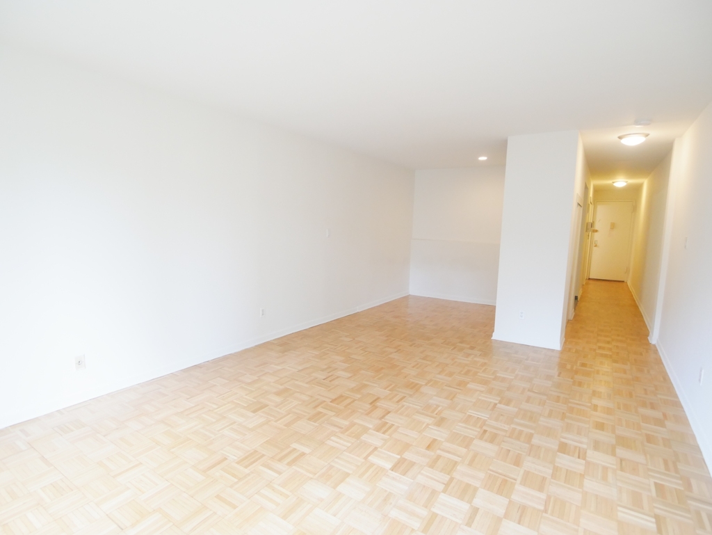 171 East 89th Street - Photo 4