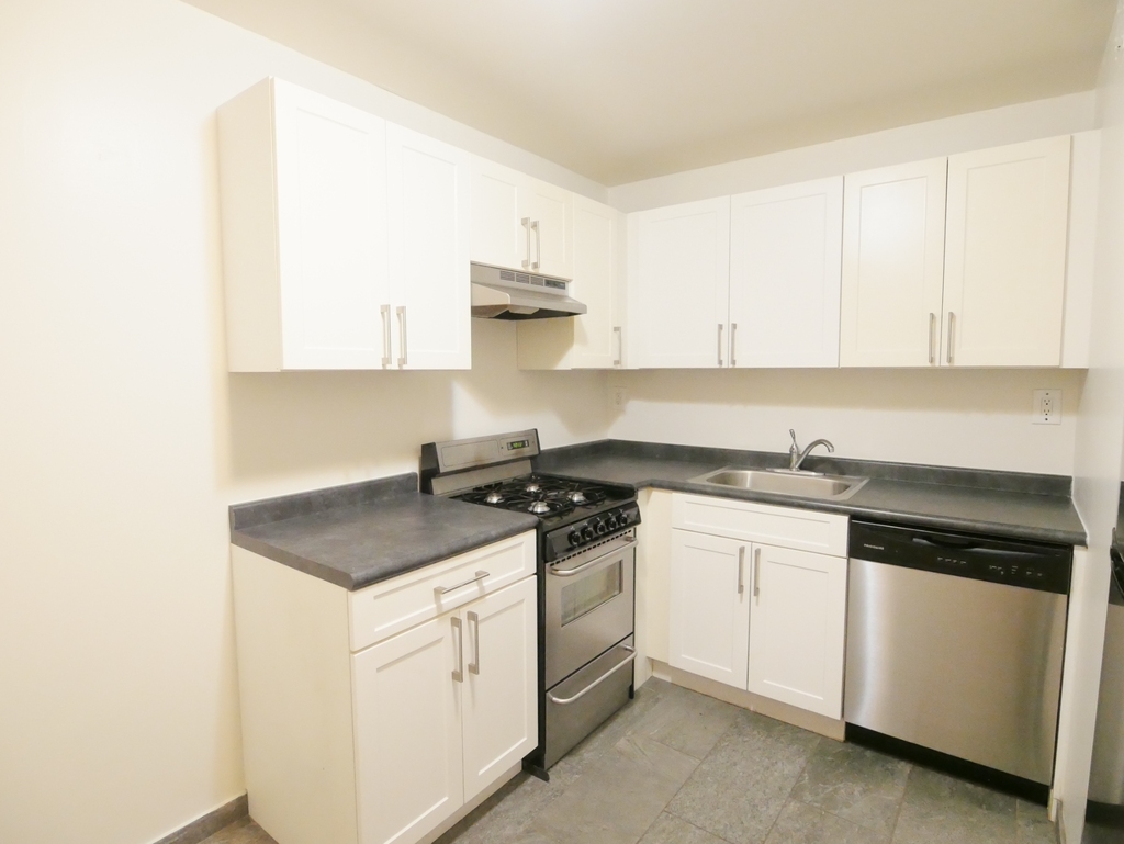 171 East 89th Street - Photo 9