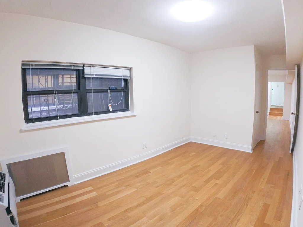 191 East 76th Street - Photo 2