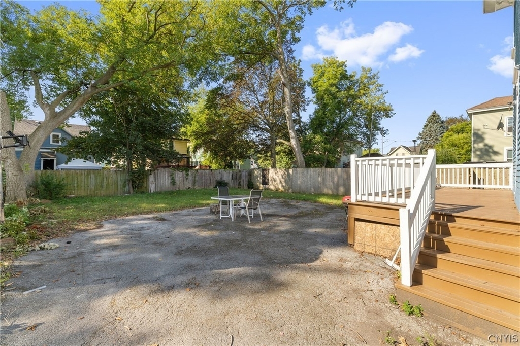 319 Merriman #2 Upper Avenue - Photo 23