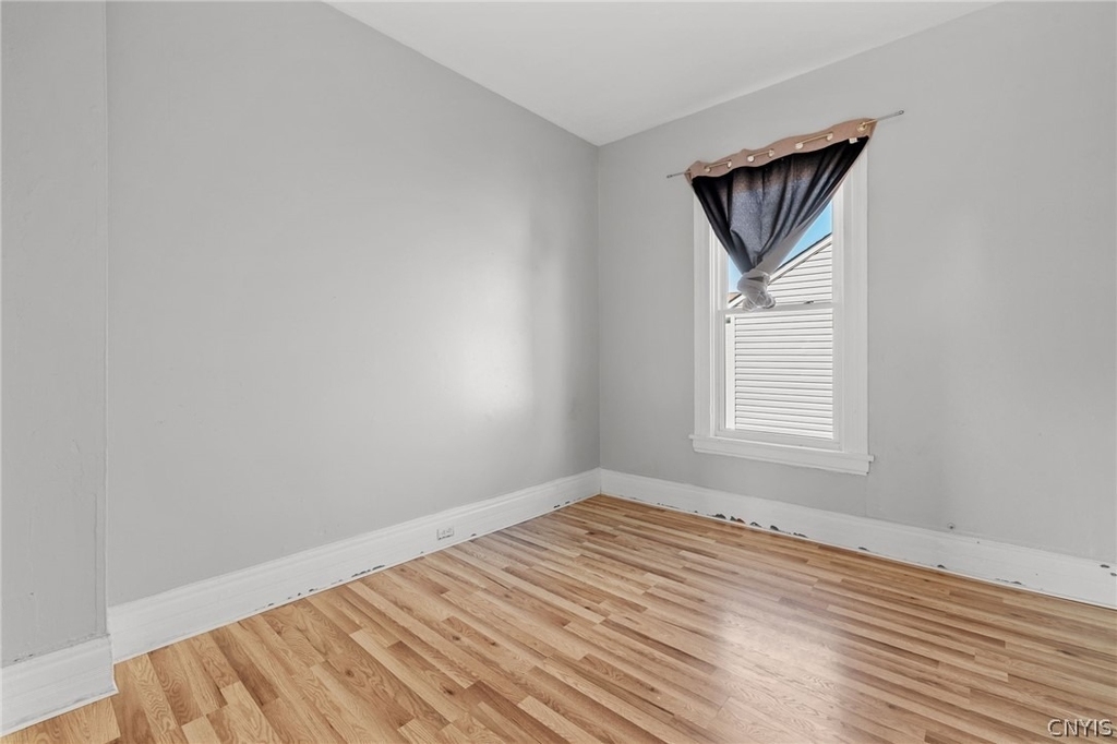 319 Merriman #2 Upper Avenue - Photo 13