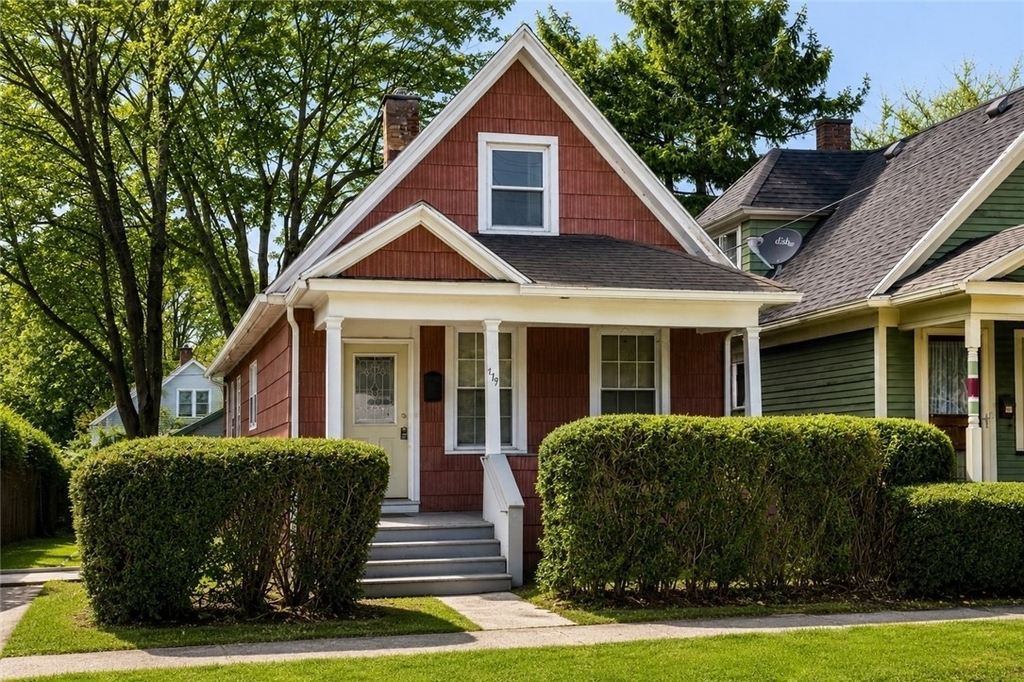 779 Goodman Street S - Photo 0