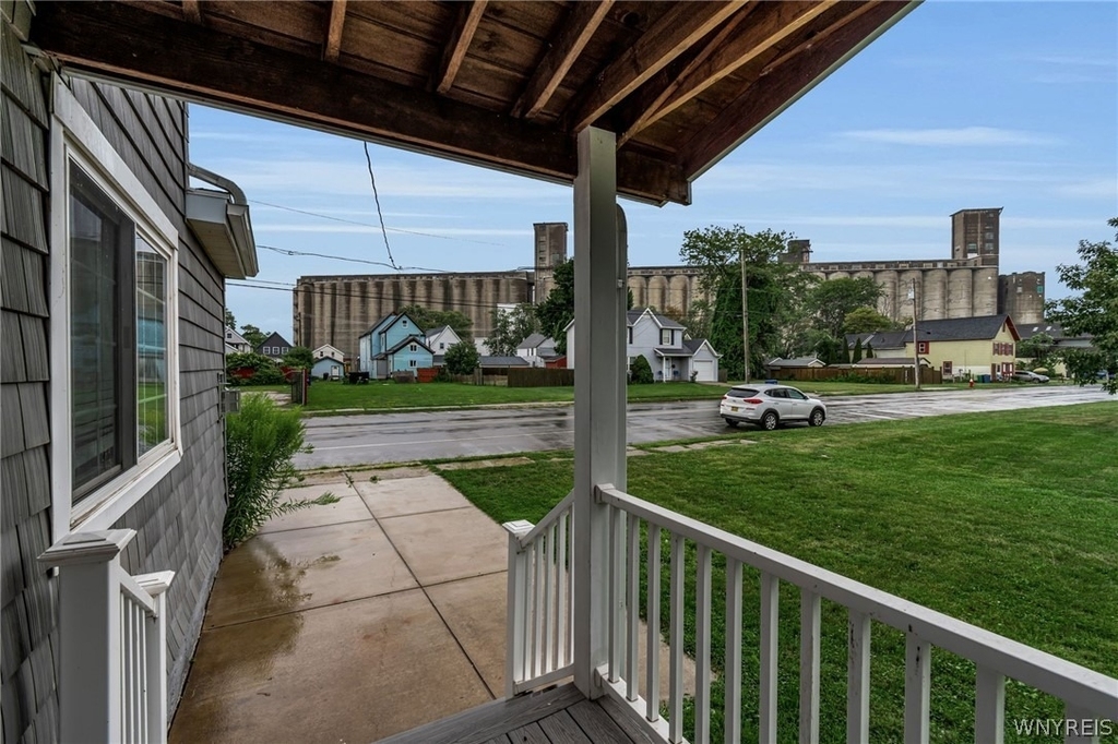 98 Louisiana Street - Photo 2