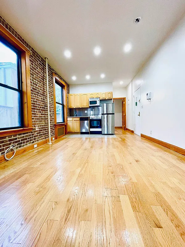 324 East 52nd Street - Photo 0