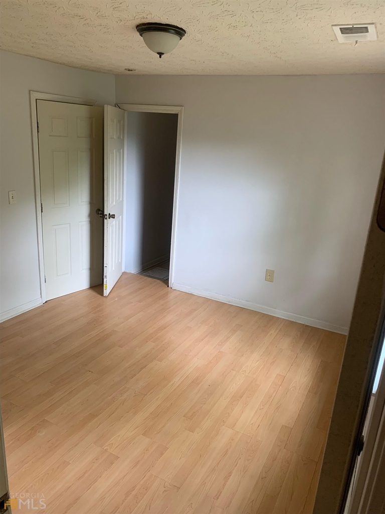 607 Circus Street Avenue - Photo 8
