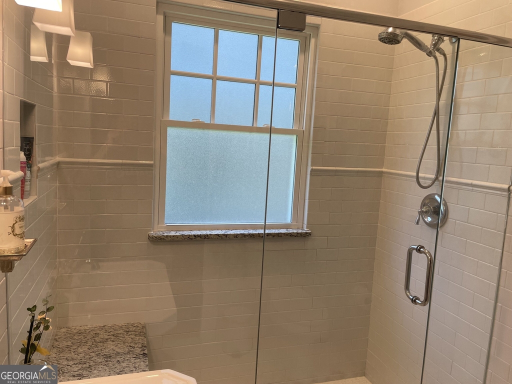 750 Greenwod Avenue - Photo 8