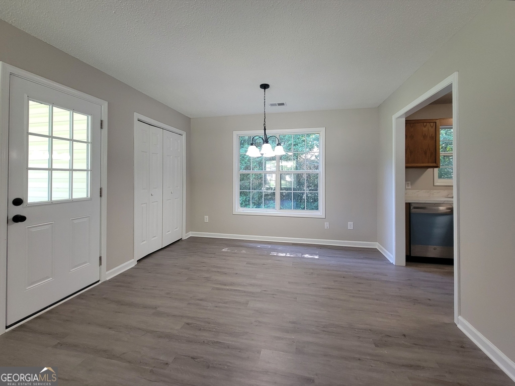 412 Missi Lane - Photo 2