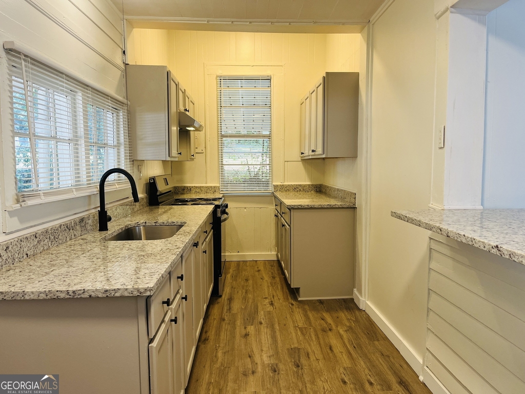 1405 Austin Street - Photo 17