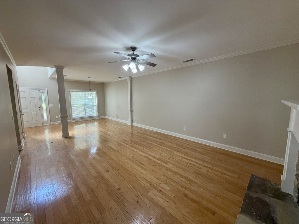 1116 Fourth Street - Photo 2