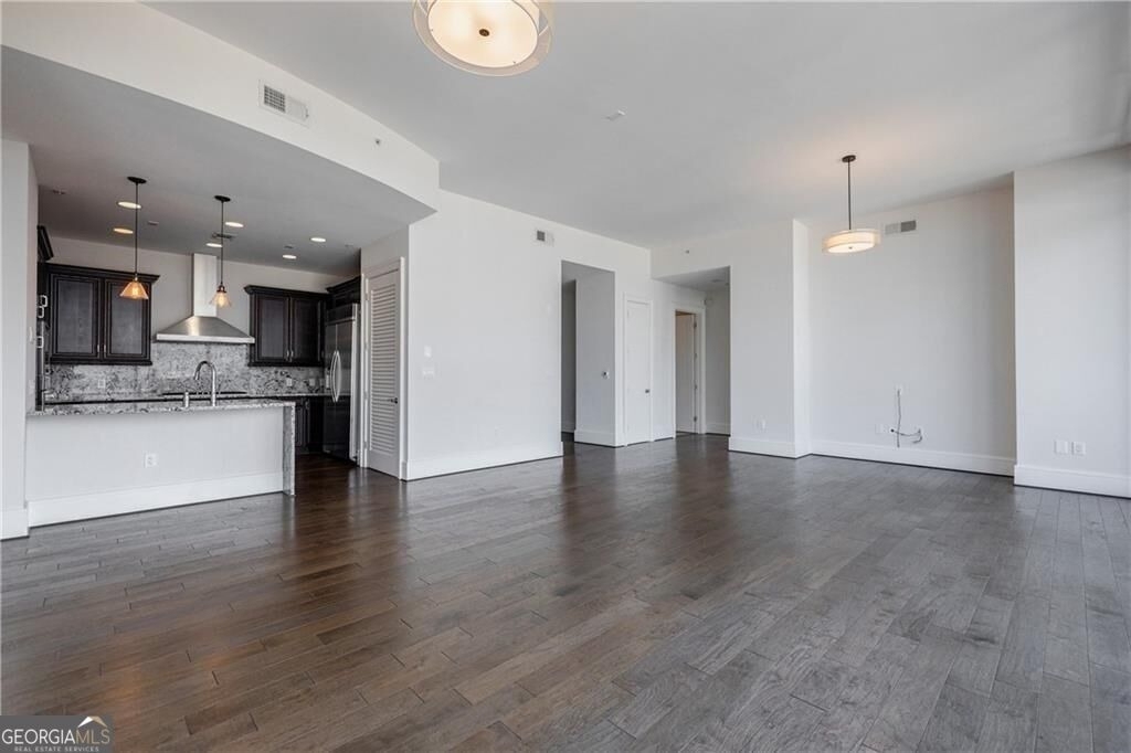 1065 Peachtree Street Ne - Photo 10
