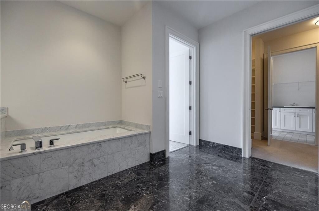 1065 Peachtree Street Ne - Photo 32