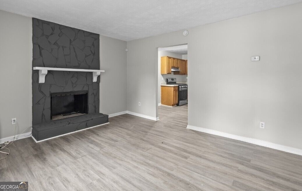 1229 Creek Forest Court Nw - Photo 4