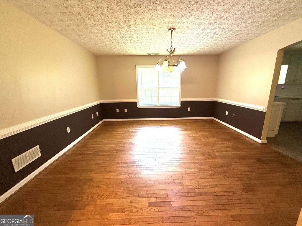 25 Brookstone Court - Photo 2